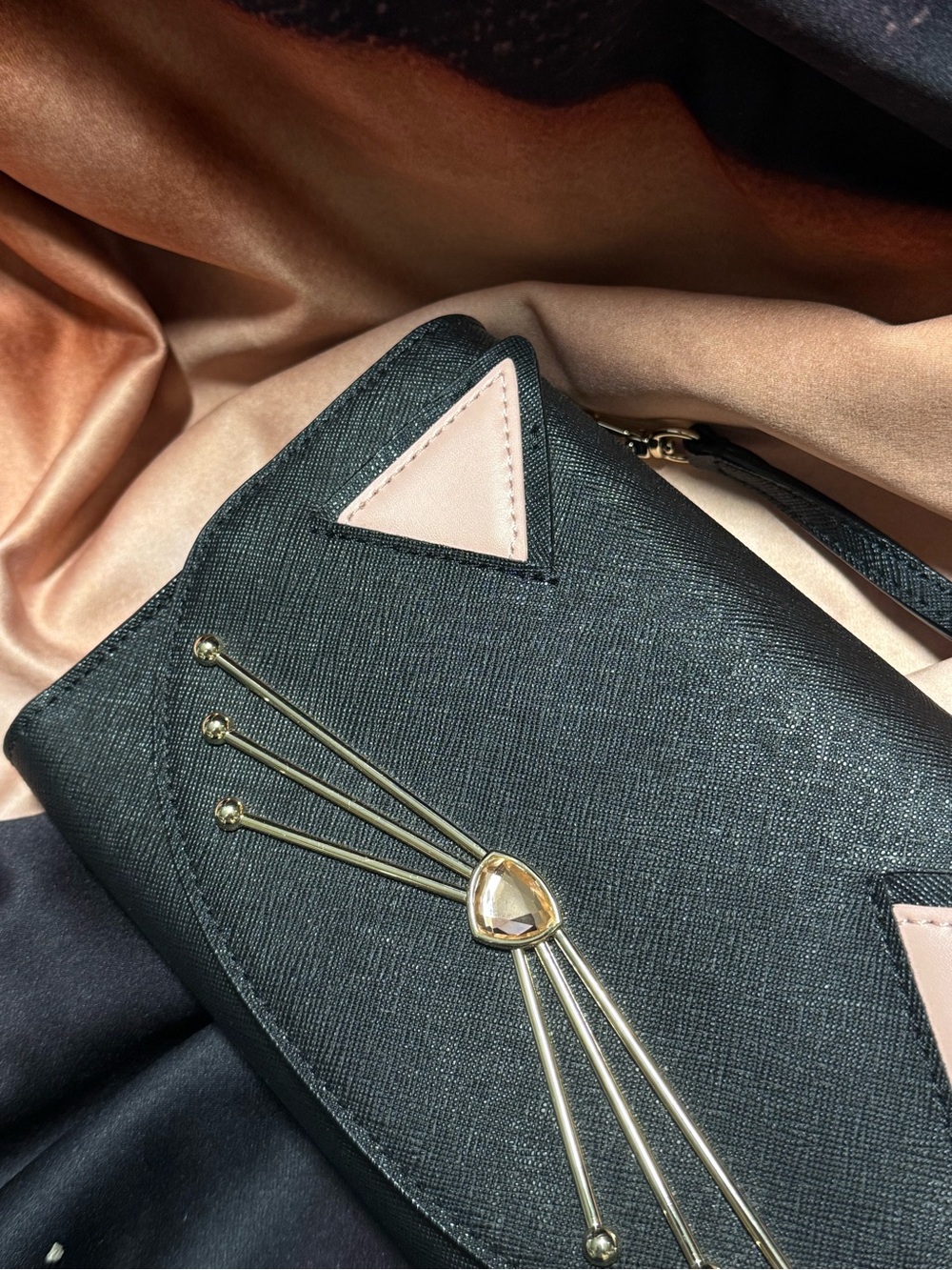 (new+card) Kate Spade Black Crossbody / Clutch Pink Ear Accents & Gold Whisker - Picture 7 of 9